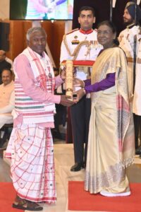 সাহিত্য ও শিক্ষায় পদ্মশ্রী পুরস্কার পেলেন চরন হেমব্রম